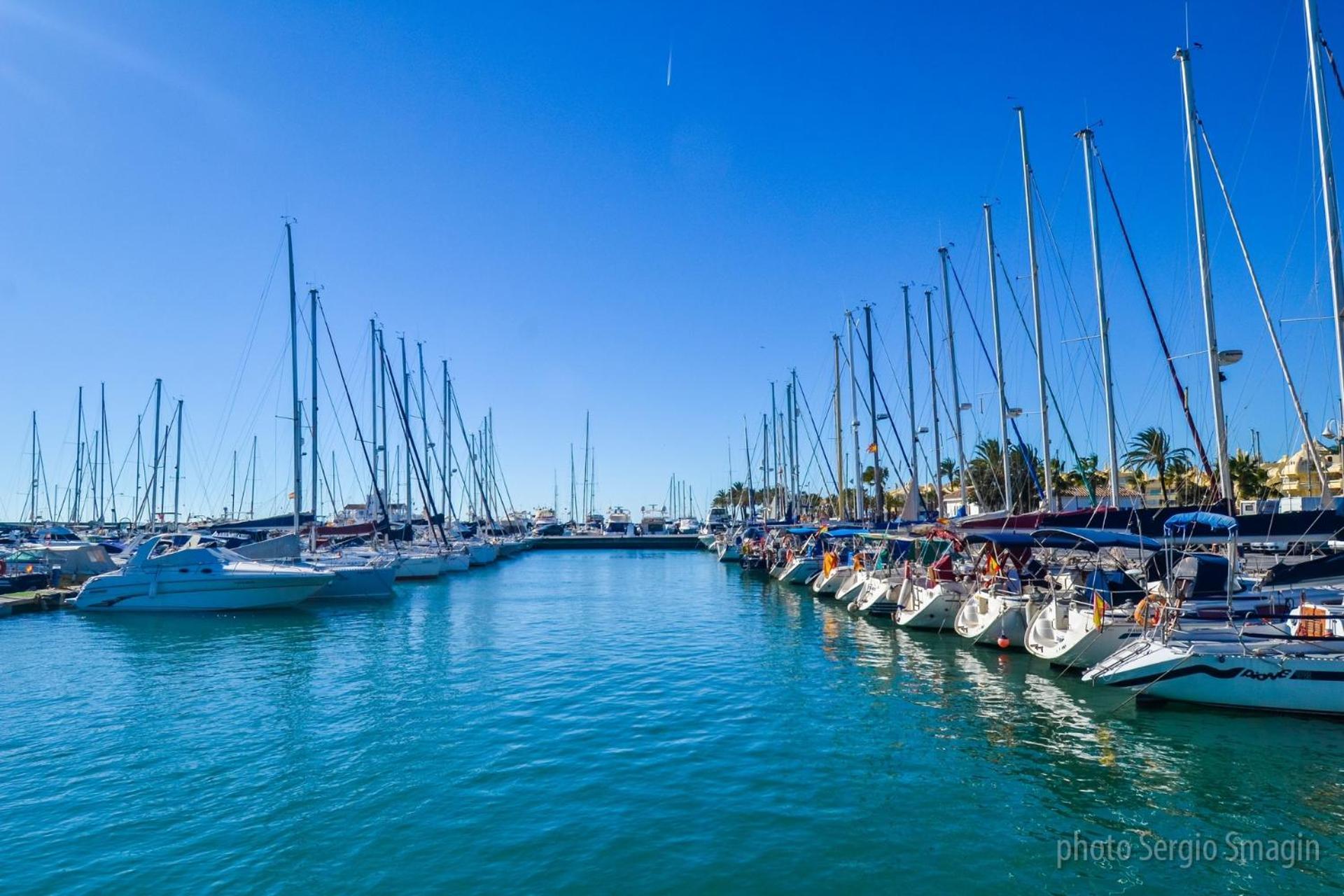 135 Agata Apartamentos. Piscina Y Playa. A Corta Distancia Del Centro. ベナルマデナ エクステリア 写真